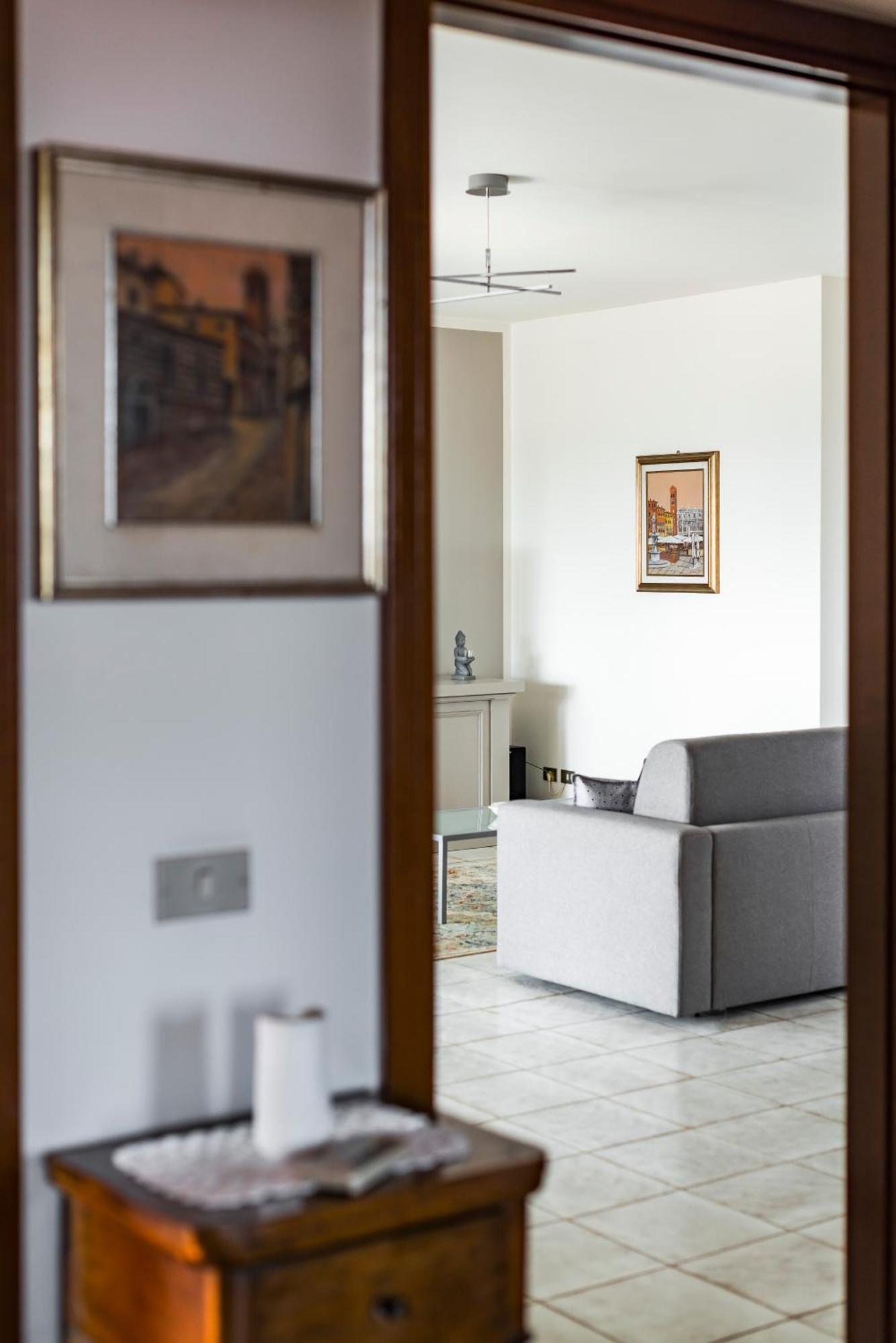 La Casa Dell'Artista Apartment Verona Luaran gambar
