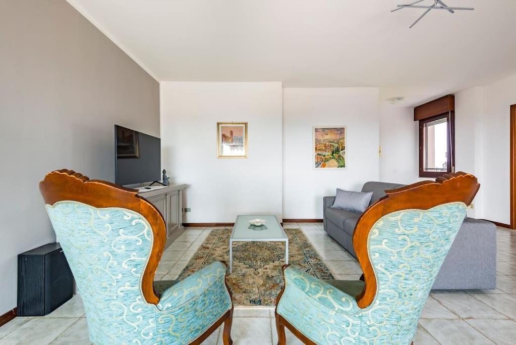 La Casa Dell'Artista Apartment Verona Luaran gambar
